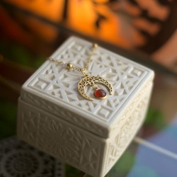 Naszyjnik orientalny z kamieniem agat i lunulą