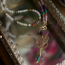 AMULET TRANSFORMACJI - Naszyjnik Modułowy z Ćmą i Kamieniami Natury